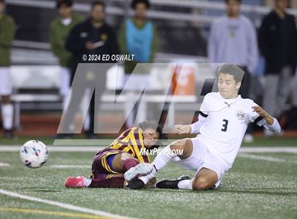 Thumbnail 2 in Las Lomas vs. Maria Carrillo (CIF NCS D2 Final) photogallery.