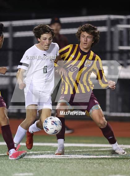 Thumbnail 1 in Las Lomas vs. Maria Carrillo (CIF NCS D2 Final) photogallery.