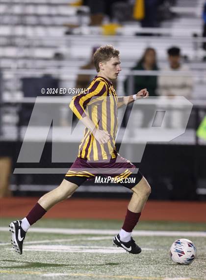 Thumbnail 1 in Las Lomas vs. Maria Carrillo (CIF NCS D2 Final) photogallery.