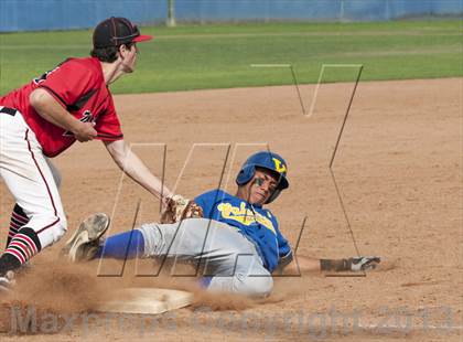 Thumbnail 3 in Camas vs. Valencia photogallery.