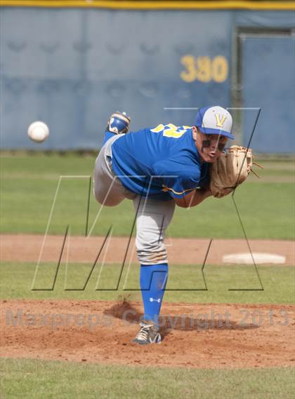Thumbnail 2 in Camas vs. Valencia photogallery.