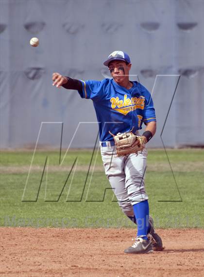 Thumbnail 1 in Camas vs. Valencia photogallery.