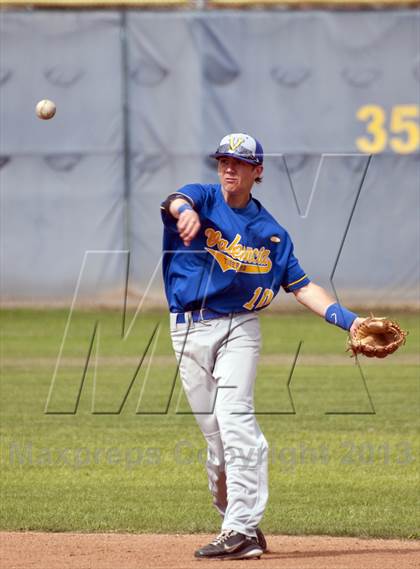 Thumbnail 2 in Camas vs. Valencia photogallery.
