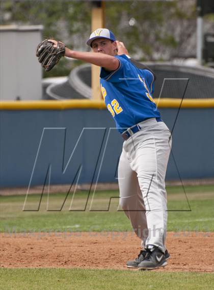 Thumbnail 2 in Camas vs. Valencia photogallery.