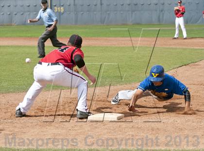 Thumbnail 1 in Camas vs. Valencia photogallery.