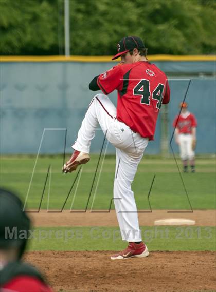 Thumbnail 2 in Camas vs. Valencia photogallery.