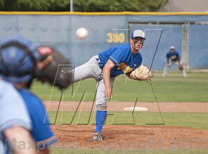 Thumbnail 3 in Camas vs. Valencia photogallery.