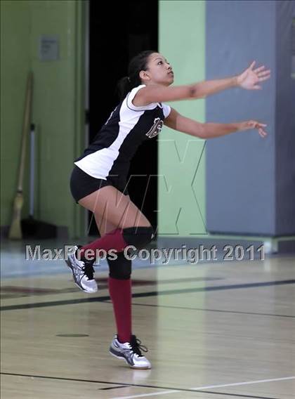 Thumbnail 1 in Sherman Oaks CES vs. Elizabeth Learning Center (CIF LACS Small School Final) photogallery.
