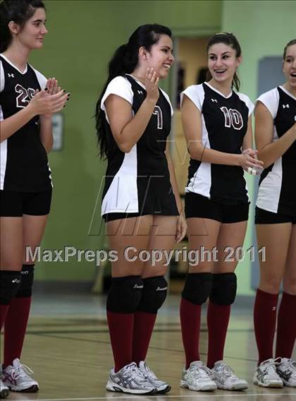 Thumbnail 2 in Sherman Oaks CES vs. Elizabeth Learning Center (CIF LACS Small School Final) photogallery.
