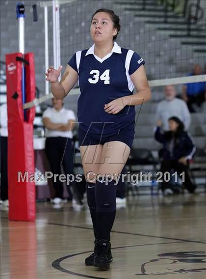 Thumbnail 2 in Sherman Oaks CES vs. Elizabeth Learning Center (CIF LACS Small School Final) photogallery.