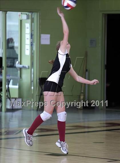 Thumbnail 2 in Sherman Oaks CES vs. Elizabeth Learning Center (CIF LACS Small School Final) photogallery.