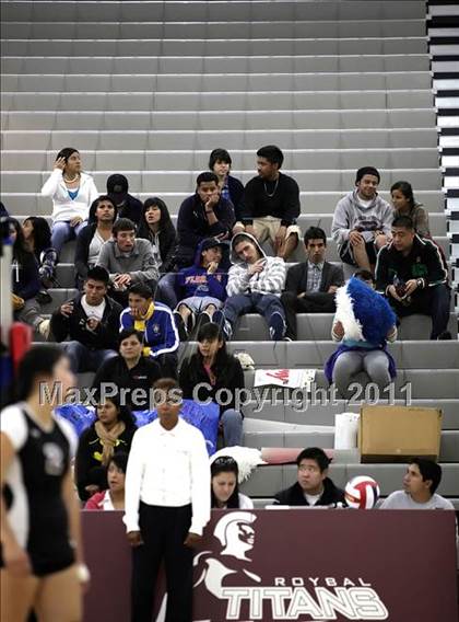 Thumbnail 3 in Sherman Oaks CES vs. Elizabeth Learning Center (CIF LACS Small School Final) photogallery.