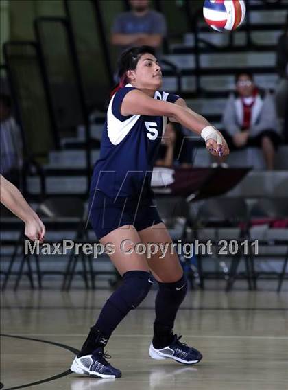 Thumbnail 2 in Sherman Oaks CES vs. Elizabeth Learning Center (CIF LACS Small School Final) photogallery.