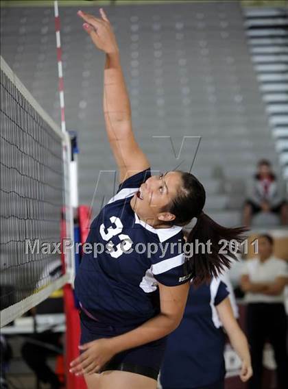 Thumbnail 3 in Sherman Oaks CES vs. Elizabeth Learning Center (CIF LACS Small School Final) photogallery.