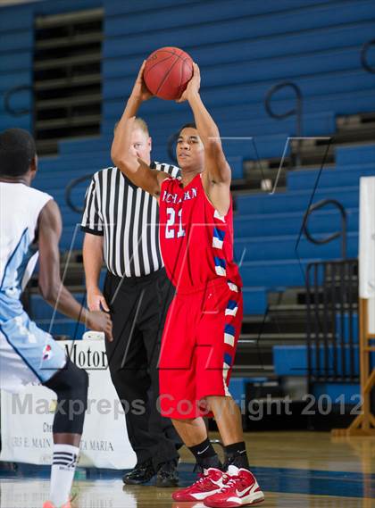Thumbnail 3 in Buchanan vs Sylmar (National Prep Classic) photogallery.