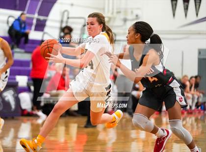 Thumbnail 1 in Mater Dei vs. Bishop O'Dowd (West Coast Jamboree) photogallery.