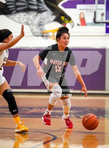 Thumbnail 1 in Mater Dei vs. Bishop O'Dowd (West Coast Jamboree) photogallery.