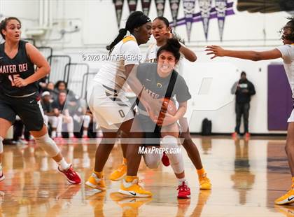 Thumbnail 3 in Mater Dei vs. Bishop O'Dowd (West Coast Jamboree) photogallery.