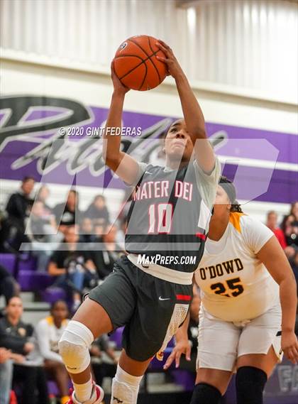 Thumbnail 1 in Mater Dei vs. Bishop O'Dowd (West Coast Jamboree) photogallery.