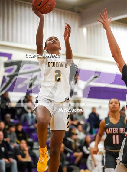 Thumbnail 1 in Mater Dei vs. Bishop O'Dowd (West Coast Jamboree) photogallery.