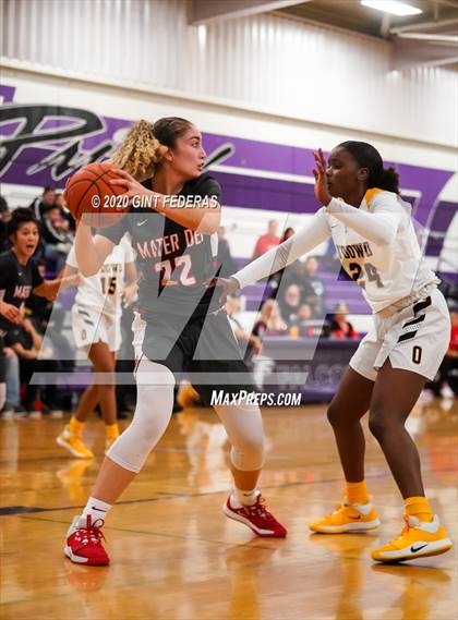 Thumbnail 3 in Mater Dei vs. Bishop O'Dowd (West Coast Jamboree) photogallery.