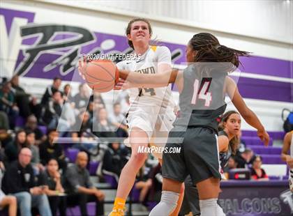 Thumbnail 2 in Mater Dei vs. Bishop O'Dowd (West Coast Jamboree) photogallery.