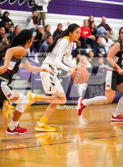 Thumbnail 3 in Mater Dei vs. Bishop O'Dowd (West Coast Jamboree) photogallery.