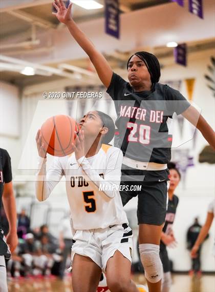 Thumbnail 2 in Mater Dei vs. Bishop O'Dowd (West Coast Jamboree) photogallery.