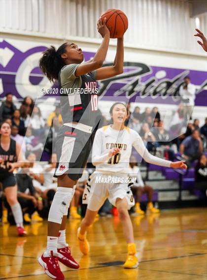 Thumbnail 1 in Mater Dei vs. Bishop O'Dowd (West Coast Jamboree) photogallery.