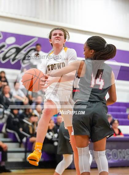 Thumbnail 1 in Mater Dei vs. Bishop O'Dowd (West Coast Jamboree) photogallery.