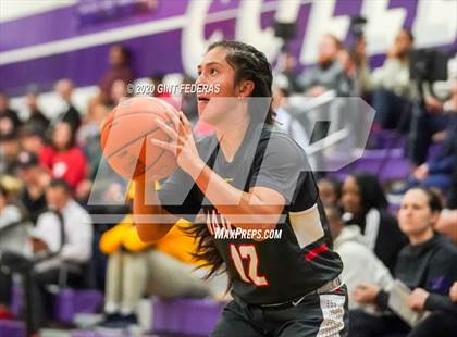 Thumbnail 2 in Mater Dei vs. Bishop O'Dowd (West Coast Jamboree) photogallery.