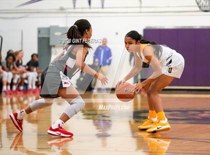 Thumbnail 1 in Mater Dei vs. Bishop O'Dowd (West Coast Jamboree) photogallery.
