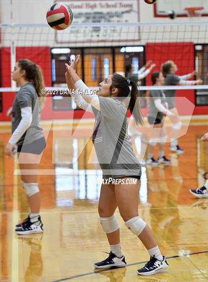 Thumbnail 1 in  Jim Ned vs Peaster (UIL 3A Area Playoff) photogallery.