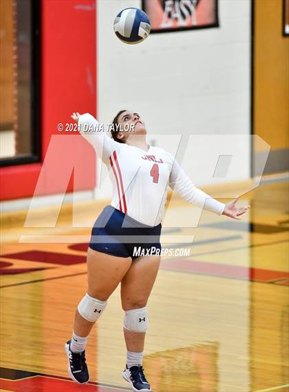 Thumbnail 1 in  Jim Ned vs Peaster (UIL 3A Area Playoff) photogallery.