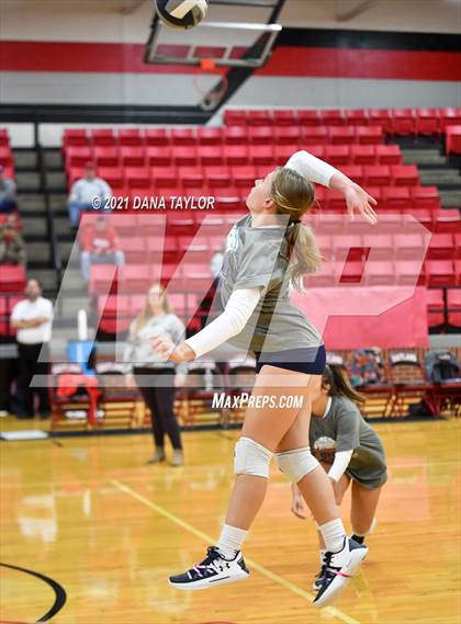 Thumbnail 1 in  Jim Ned vs Peaster (UIL 3A Area Playoff) photogallery.