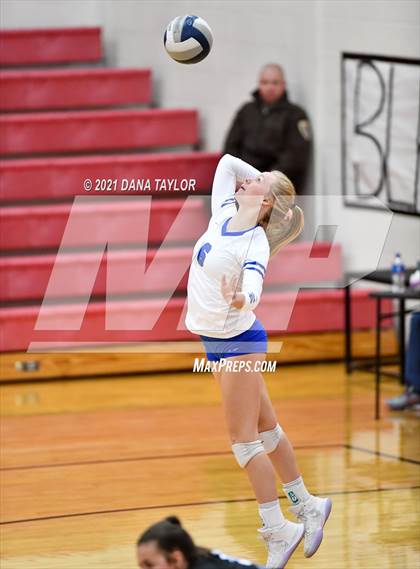 Thumbnail 2 in  Jim Ned vs Peaster (UIL 3A Area Playoff) photogallery.