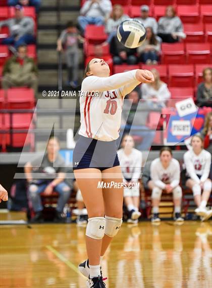 Thumbnail 3 in  Jim Ned vs Peaster (UIL 3A Area Playoff) photogallery.