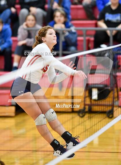 Thumbnail 2 in  Jim Ned vs Peaster (UIL 3A Area Playoff) photogallery.
