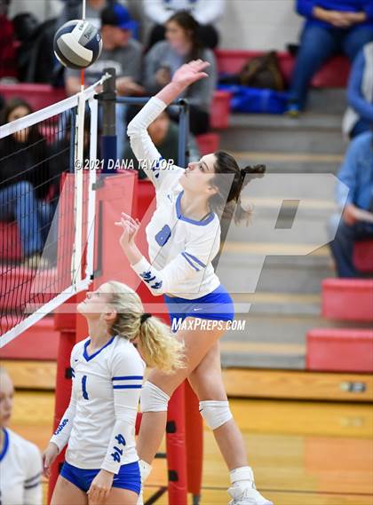 Thumbnail 3 in  Jim Ned vs Peaster (UIL 3A Area Playoff) photogallery.