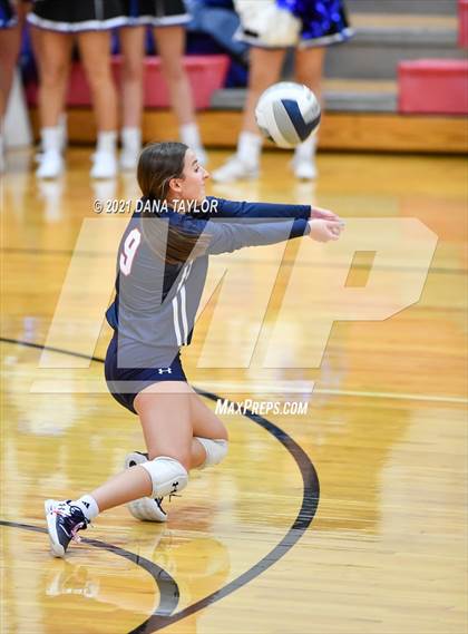 Thumbnail 3 in  Jim Ned vs Peaster (UIL 3A Area Playoff) photogallery.