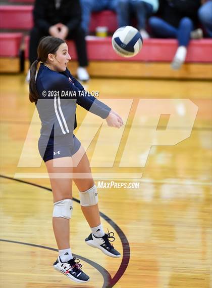 Thumbnail 3 in  Jim Ned vs Peaster (UIL 3A Area Playoff) photogallery.
