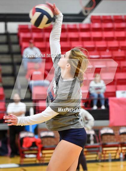 Thumbnail 3 in  Jim Ned vs Peaster (UIL 3A Area Playoff) photogallery.