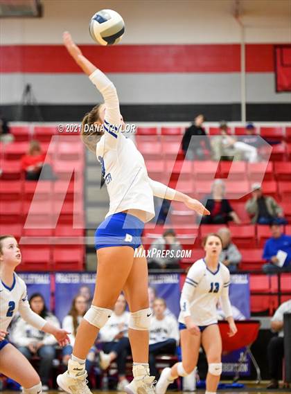 Thumbnail 3 in  Jim Ned vs Peaster (UIL 3A Area Playoff) photogallery.