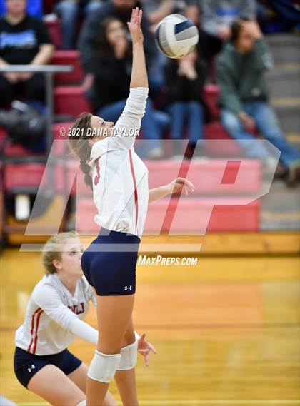 Thumbnail 1 in  Jim Ned vs Peaster (UIL 3A Area Playoff) photogallery.