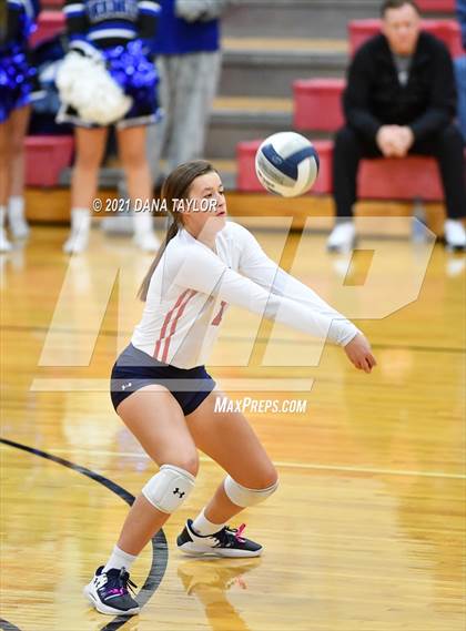 Thumbnail 2 in  Jim Ned vs Peaster (UIL 3A Area Playoff) photogallery.
