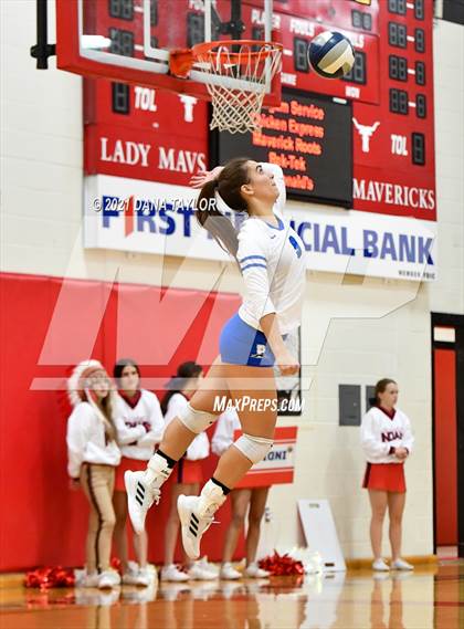 Thumbnail 3 in  Jim Ned vs Peaster (UIL 3A Area Playoff) photogallery.