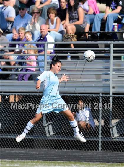 Thumbnail 1 in Estrella Foothills vs. Northwest Christian (AIA State Playoffs) photogallery.