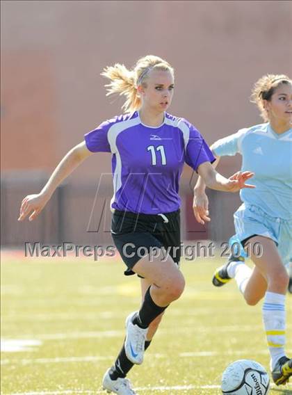 Thumbnail 3 in Estrella Foothills vs. Northwest Christian (AIA State Playoffs) photogallery.