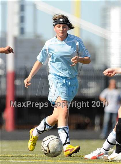 Thumbnail 3 in Estrella Foothills vs. Northwest Christian (AIA State Playoffs) photogallery.