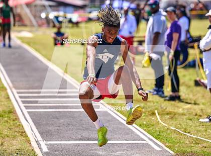 Thumbnail 3 in UIL 6A Track & Field Area 13&14 (Triple Jump) photogallery.